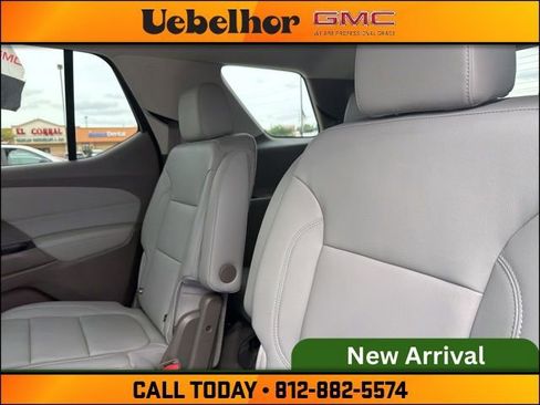 Used 2021 Chevrolet Traverse LT AWD/4WD image 19