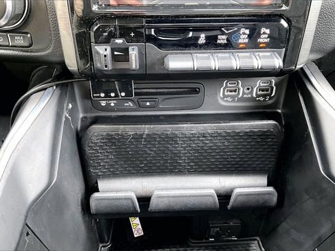 Used 2019 RAM 1500 Big Horn image 16