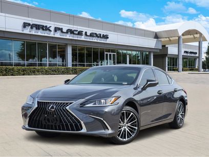 Certified 2025 Lexus ES 350 w/ Premium Package