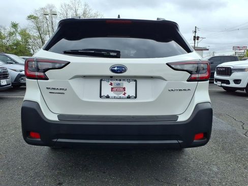 Used 2024 Subaru Outback Premium w/ Popular Package #1A image 19