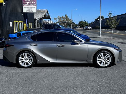 Used 2021 Lexus IS 300 w/ Comfort Package RWD image 5