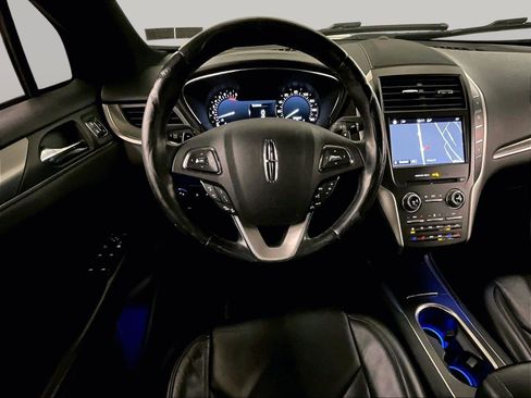 Used 2017 Lincoln MKC Reserve image 5