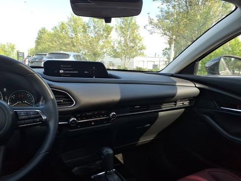 Certified 2024 MAZDA CX-30 AWD 2.5 S w/ Preferred Package image 22