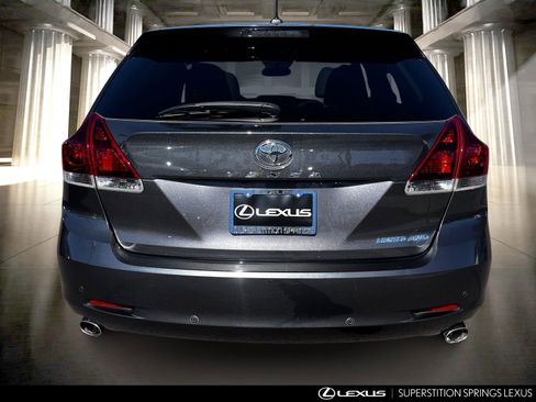 Used 2015 Toyota Venza Limited image 6