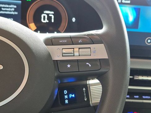Used 2025 Hyundai Sonata SEL FWD image 20
