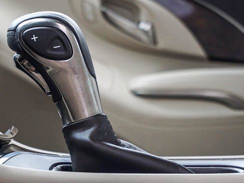 Used 2015 Buick LaCrosse Leather w/ Experience Buick Package image 21