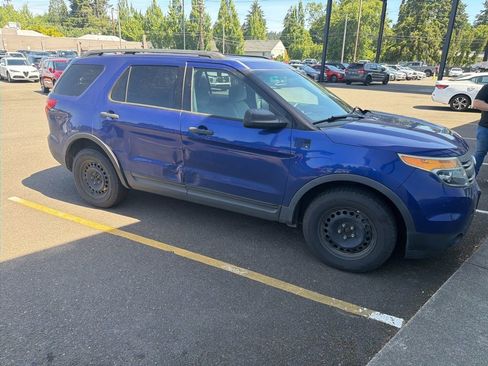 Used 2013 Ford Explorer 4WD w/ Class III Trailer Tow Pkg image 4