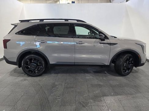 Used 2025 Kia Sorento SX Prestige w/ Olive Brown Leather Package image 6