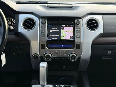 Used 2019 Toyota Tundra Limited w/ Limited Premium Package AWD/4WD image 23
