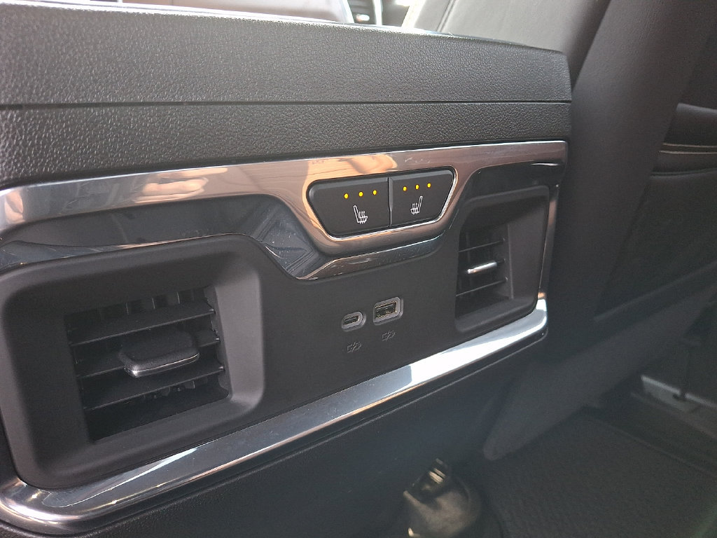 Used 2025 GMC Sierra 1500 Denali Ultimate AWD/4WD image 11