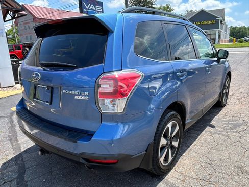 Used 2017 Subaru Forester 2.5i Limited AWD/4WD image 5