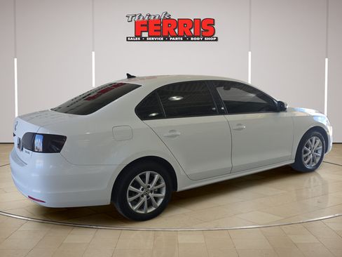 Used 2012 Volkswagen Jetta SE FWD image 5
