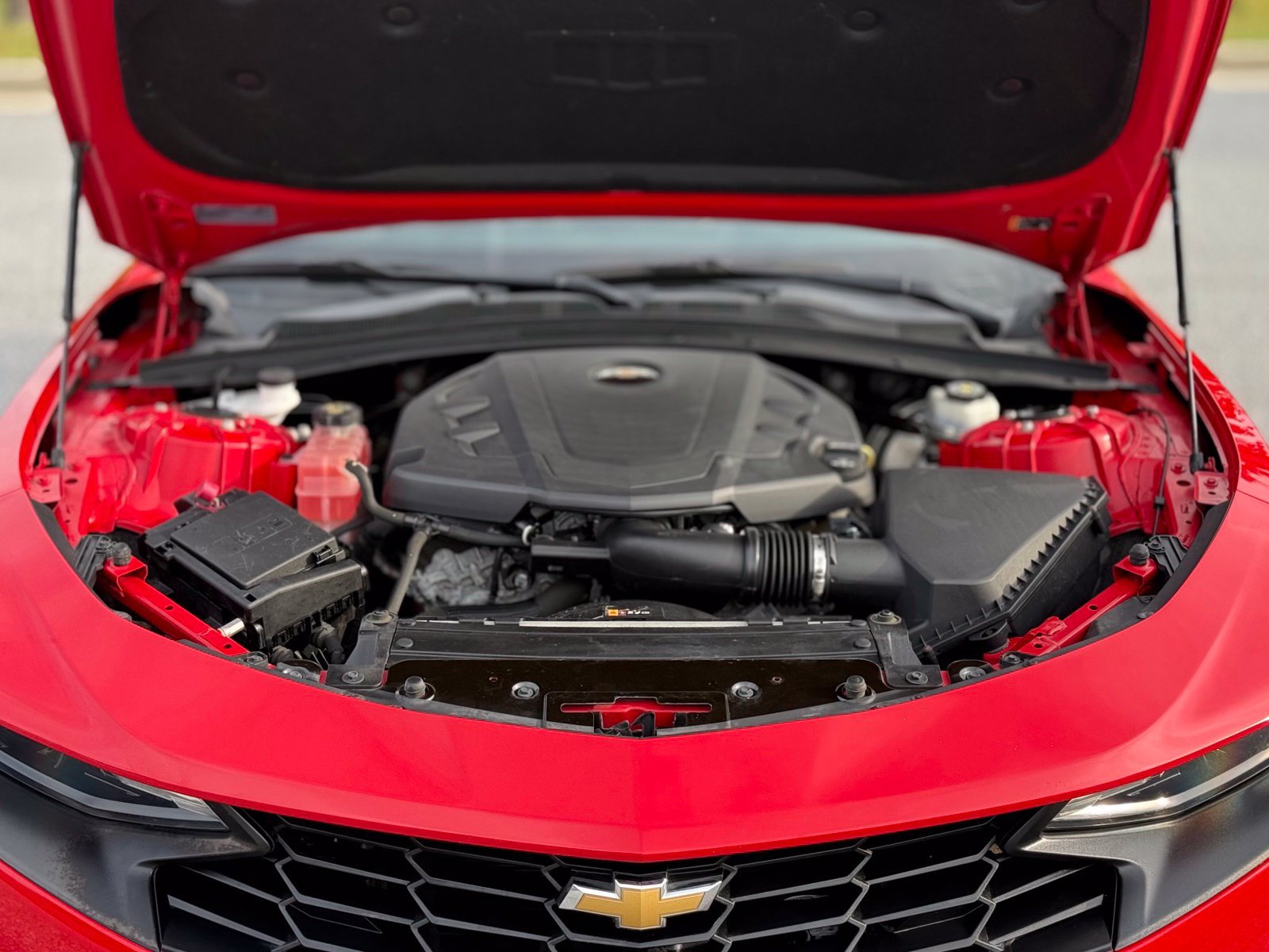 Used 2020 Chevrolet Camaro LT w/ Technology Package RWD image 45