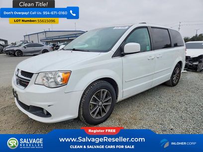 Used 2017 Dodge Grand Caravan SXT