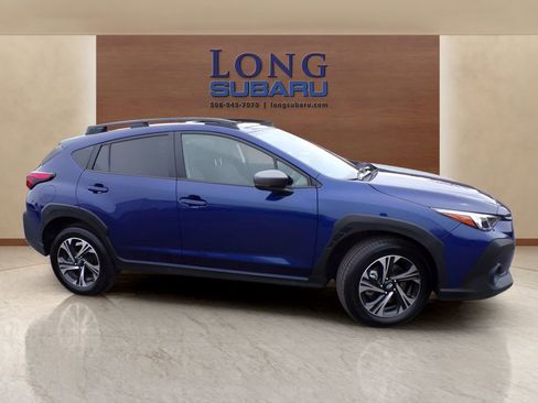 Certified 2025 Subaru Crosstrek 2.0i Premium image 7