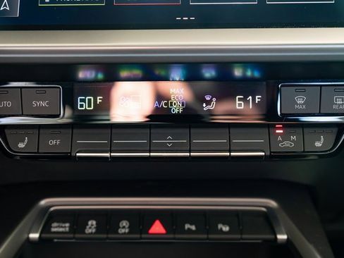 Used 2024 Audi A3 2.0T Premium Plus image 12