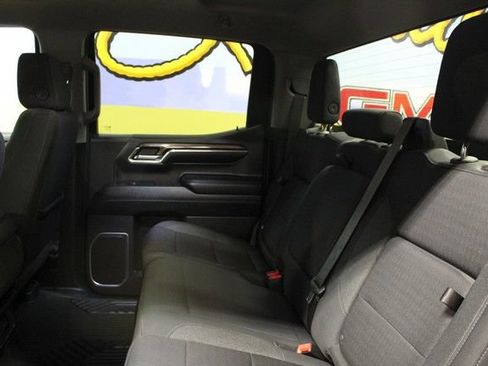 Used 2024 Chevrolet Silverado 1500 RST w/ Z71 Off-Road Package AWD/4WD image 14