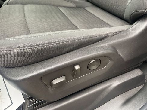 Used 2023 Chevrolet Silverado 1500 Custom AWD/4WD image 48