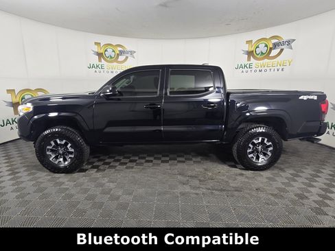 Used 2020 Toyota Tacoma SR AWD/4WD image 5