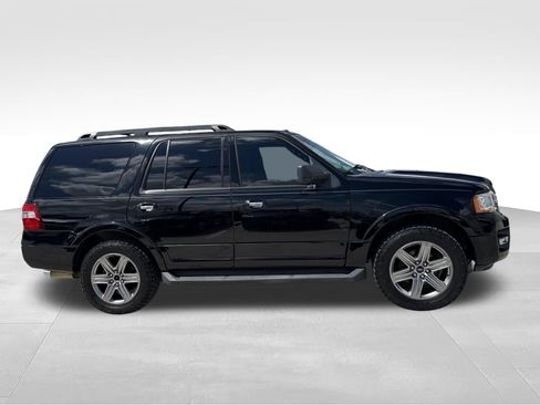 Used 2017 Ford Expedition XLT AWD/4WD image 6