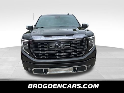 Used 2024 GMC Sierra 1500 Denali Ultimate image 8