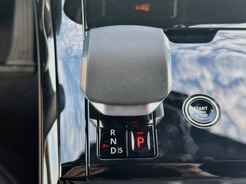 New 2026 Land Rover Range Rover Sport SE AWD/4WD image 30