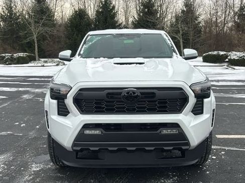 New 2026 Toyota Tacoma TRD Sport image 7
