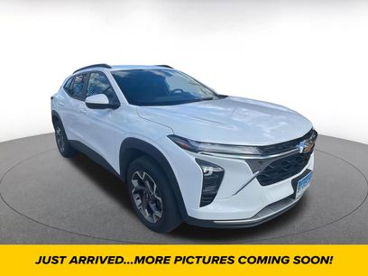 Used 2025 Chevrolet Trax LT