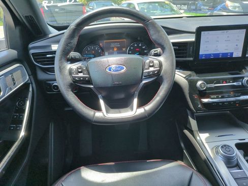Used 2023 Ford Explorer ST-Line w/ Class IV Trailer Tow Package RWD image 17