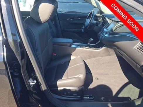 Used 2018 Chevrolet Impala LT w/ LT Leather Package FWD image 10