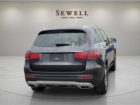 Used 2020 Mercedes-Benz GLC 300 4MATIC image 5