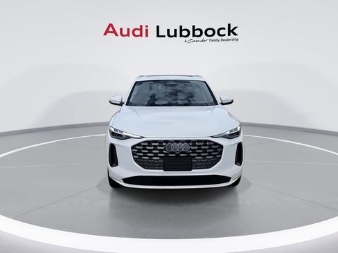 Used 2025 Audi Q5 Premium Plus w/ Premium Plus image 3