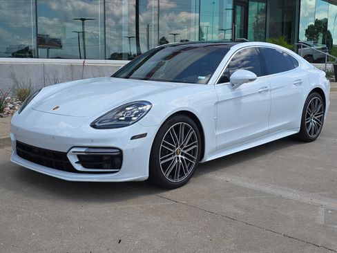 Certified 2023 Porsche Panamera 4 AWD/4WD image 1