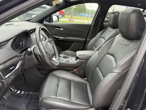 Used 2023 Cadillac XT4 Sport w/ Cold Weather Package AWD/4WD image 7