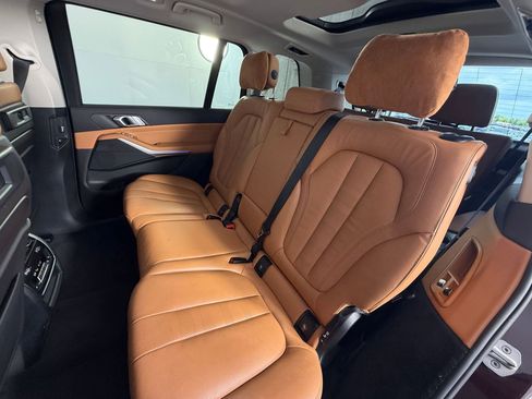 Used 2022 BMW X7 xDrive40i w/ Executive Package image 30