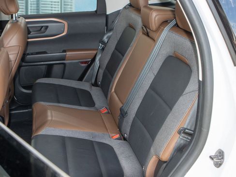 Used 2021 Ford Bronco Sport Outer Banks w/ Outer Banks Package (96D) image 16