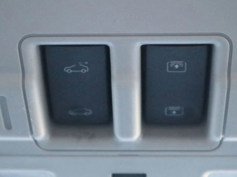 Used 2011 Cadillac SRX Luxury image 30