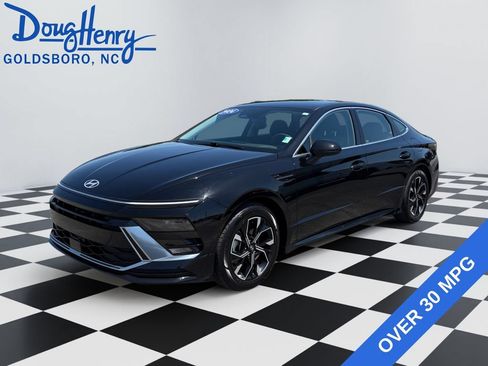 Used 2024 Hyundai Sonata SEL FWD image 1