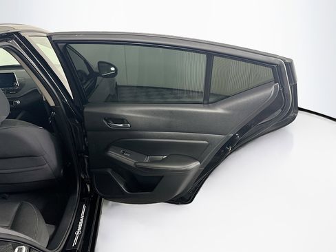 Used 2019 Nissan Altima 2.5 SV AWD/4WD image 29