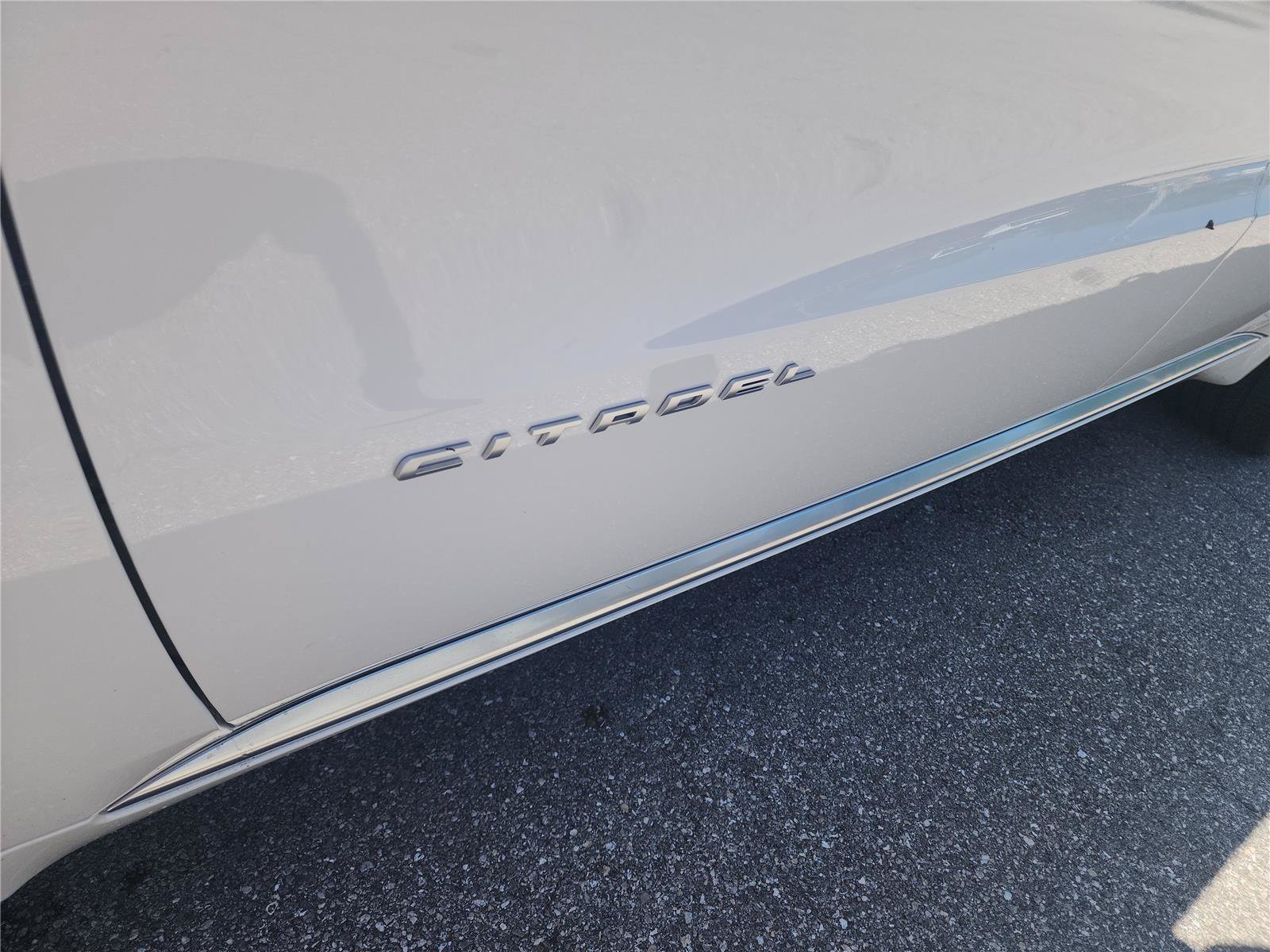 Used 2021 Dodge Durango Citadel RWD image 11