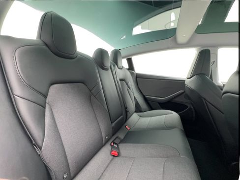 Used 2025 Tesla Model 3 RWD image 26