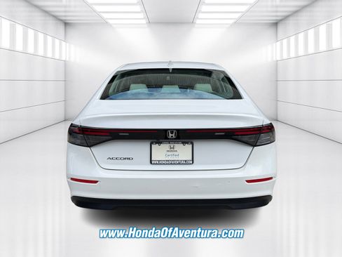 Used 2023 Honda Accord EX image 3