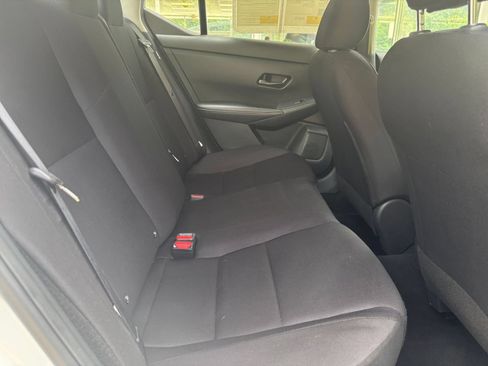 Used 2025 Nissan Sentra S FWD image 32