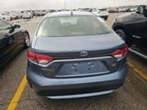 Used 2022 Toyota Corolla LE image 5