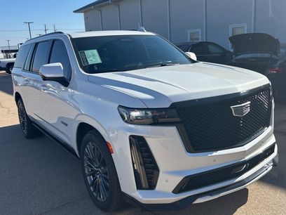 Used 2023 Cadillac Escalade ESV V