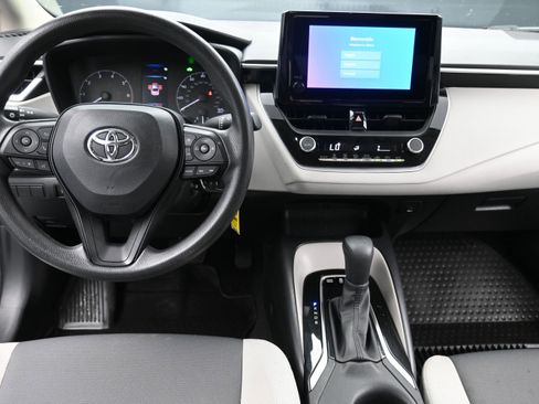 Used 2024 Toyota Corolla LE FWD image 20