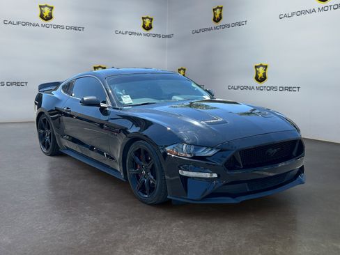 Used 2020 Ford Mustang GT Premium w/ Equipment Group 401A RWD image 7