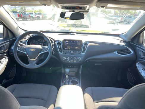 Used 2024 Chevrolet Malibu LS FWD image 22