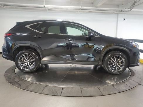 Used 2023 Lexus NX 350 AWD image 9
