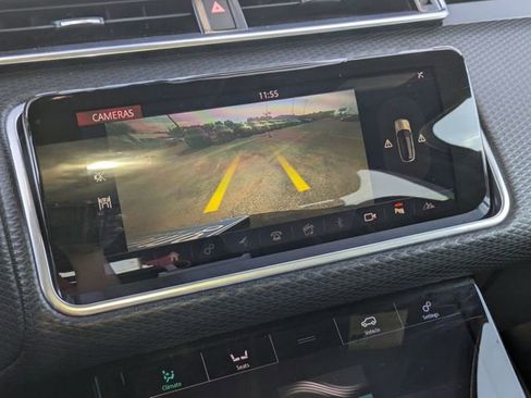 Used 2018 Land Rover Range Rover Velar R-Dynamic SE image 24